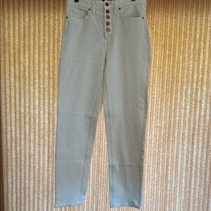 💙3 for $55💙Banana Republic High-Waisted white Jeans with Button Detail